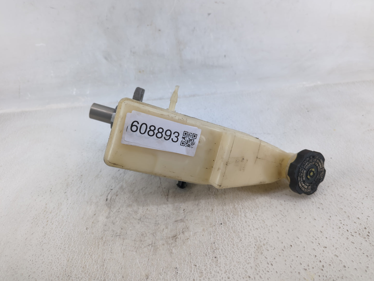2016-2019 Chevrolet Cruze Brake Master Cylinder - Oemusedautoparts1.com