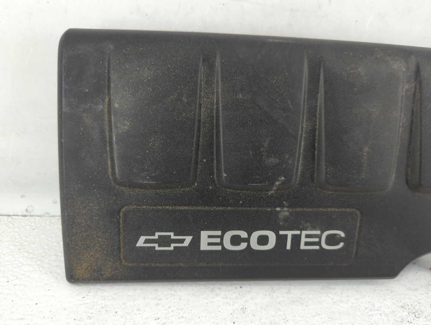 2016 Chevrolet Cruze Limited Engine Cover - Oemusedautoparts1.com