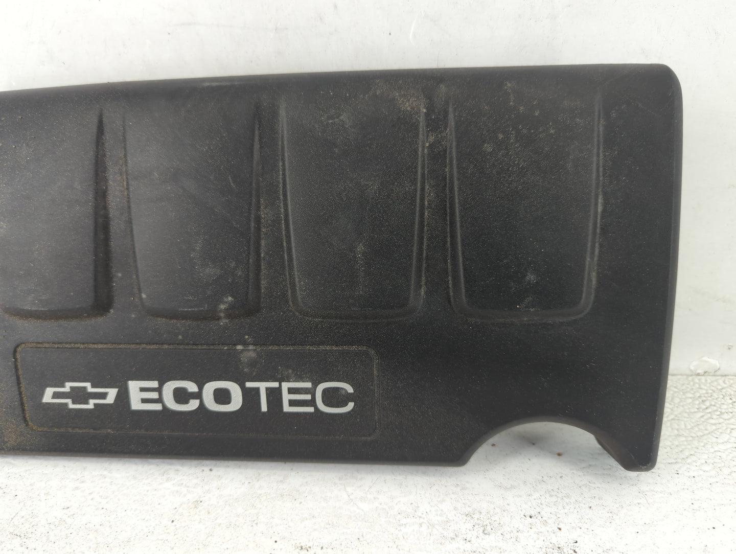 2016 Chevrolet Cruze Limited Engine Cover - Oemusedautoparts1.com