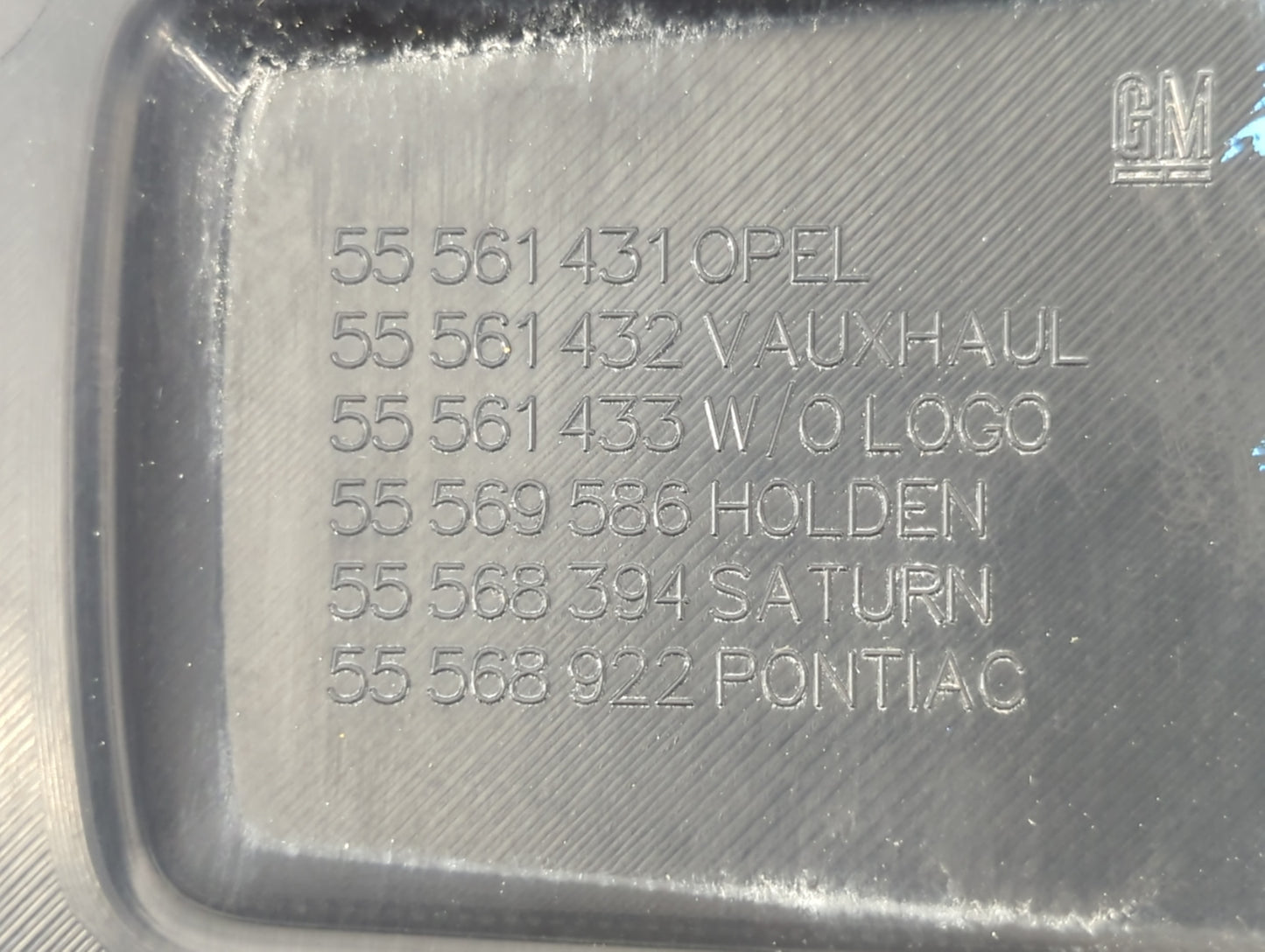 2016 Chevrolet Cruze Limited Engine Cover - Oemusedautoparts1.com