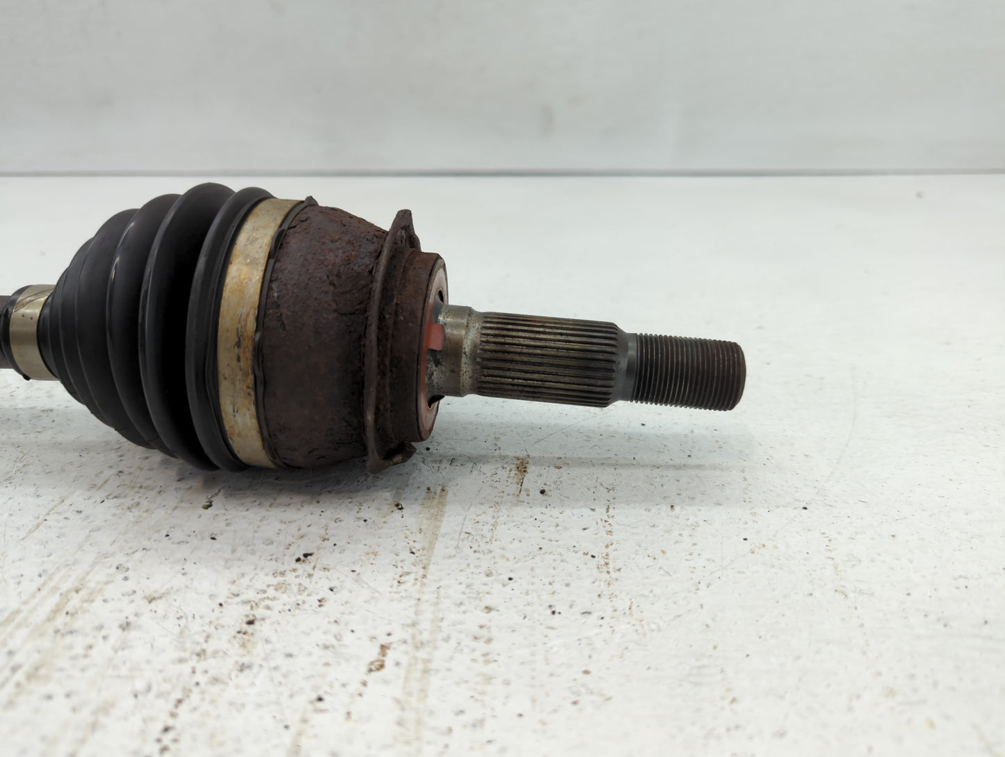 2016-2019 Chevrolet Cruze Axle Shaft Front Driver Cv C/v - Oemusedautoparts1.com