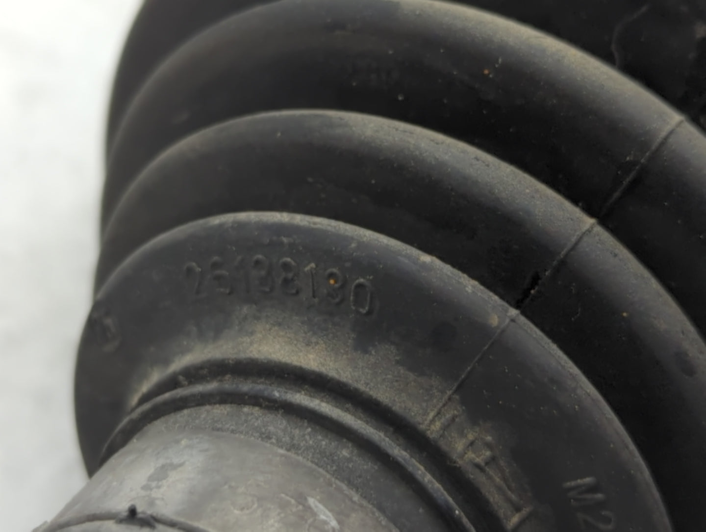 2011-2016 Chevrolet Cruze Axle Shaft Front Driver Cv C/v - Oemusedautoparts1.com