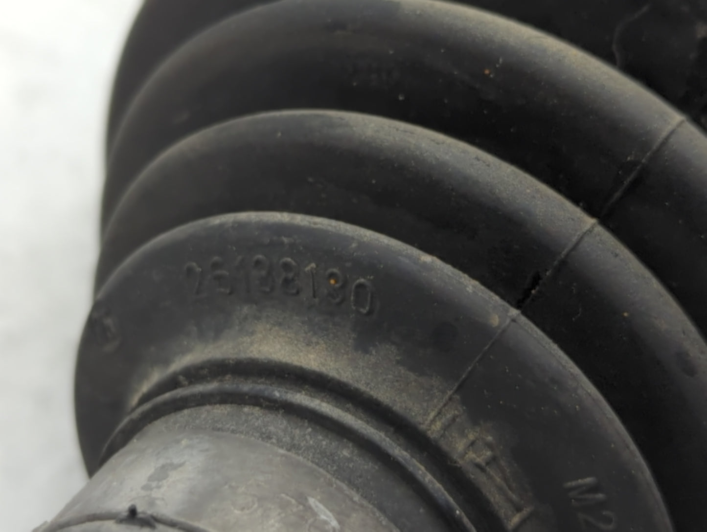 2011-2016 Chevrolet Cruze Axle Shaft Front Driver Cv C/v - Oemusedautoparts1.com
