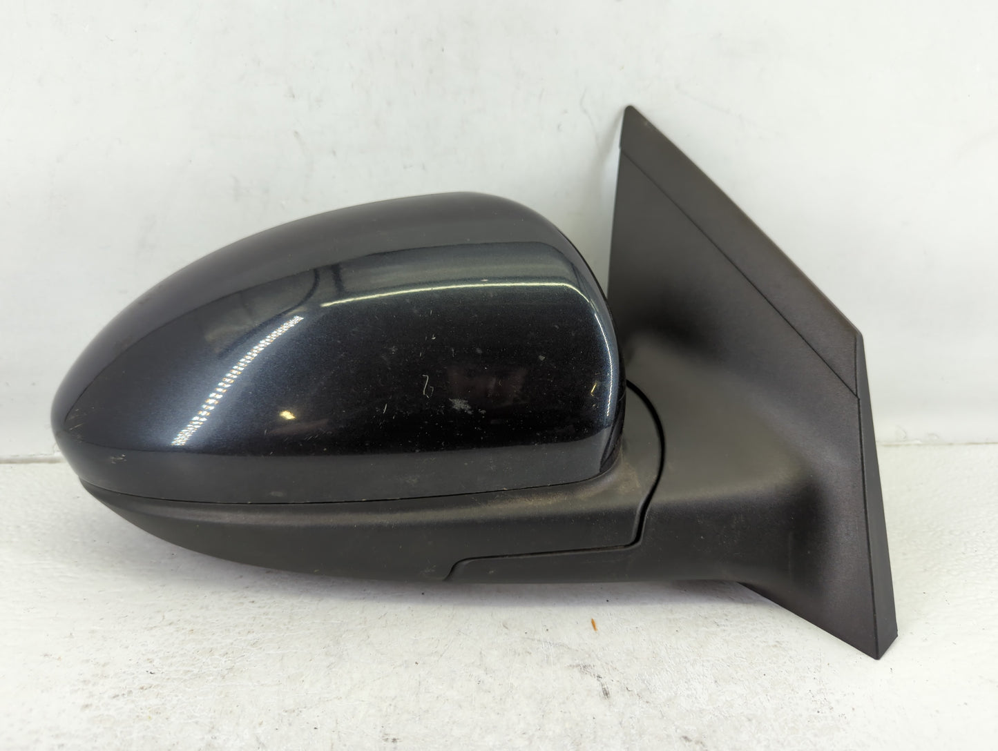 2011-2016 Chevrolet Cruze Passenger Right Side View Manual Door Mirror - Oemusedautoparts1.com