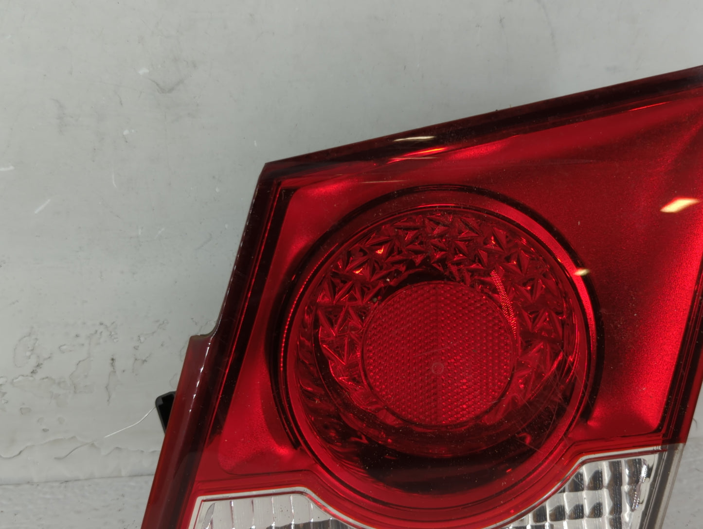 2011-2016 Chevrolet Cruze Tail Light Assembly Passenger Right OEM P/N:0042124 Fits Fits 2011 2012 2013 2014 2015 2016 OEM Us
