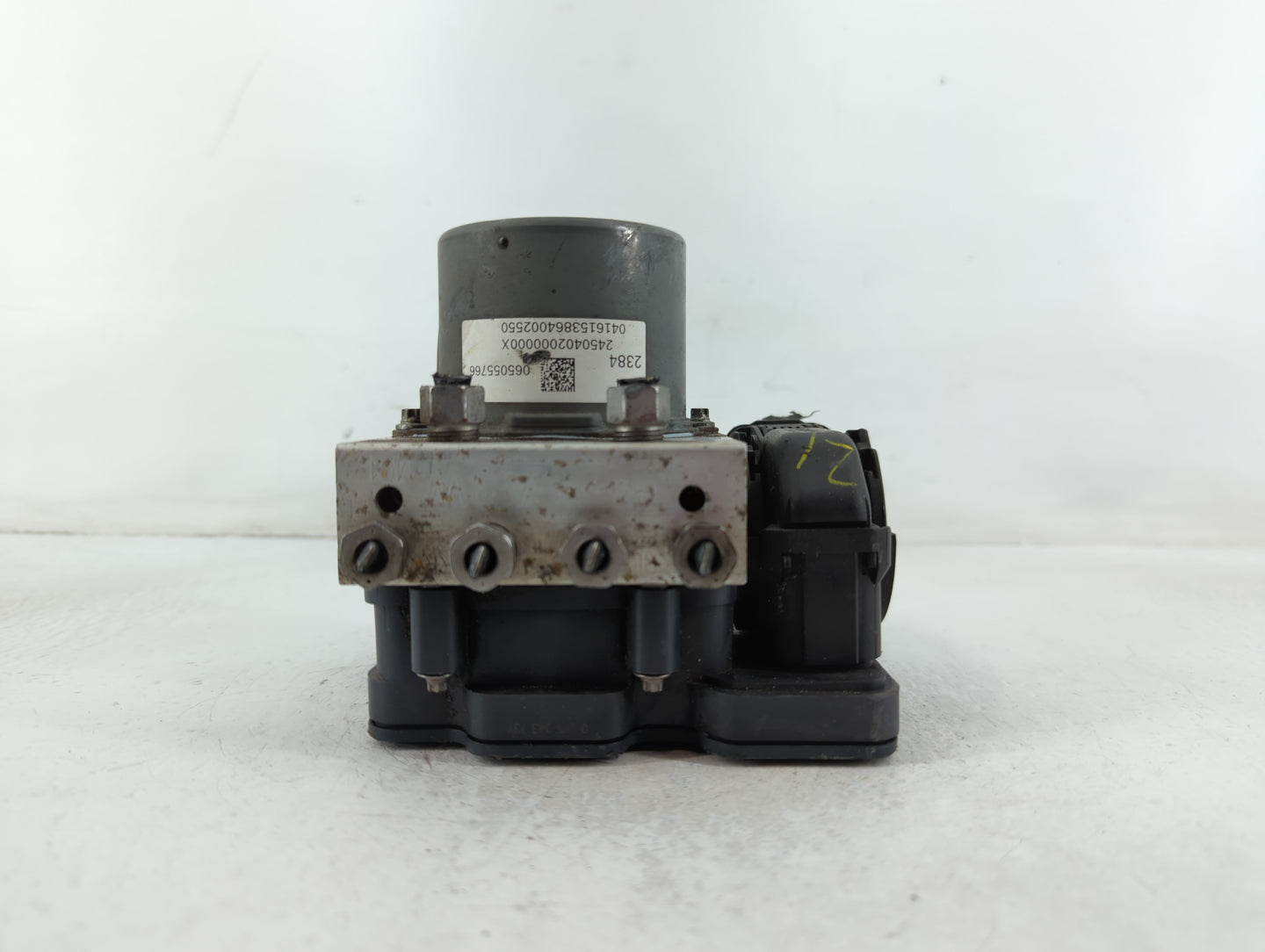 2016 Chevrolet Cruze ABS Pump Control Module Replacement P/N:39042384 Fits OEM Used Auto Parts - Oemusedautoparts1.com