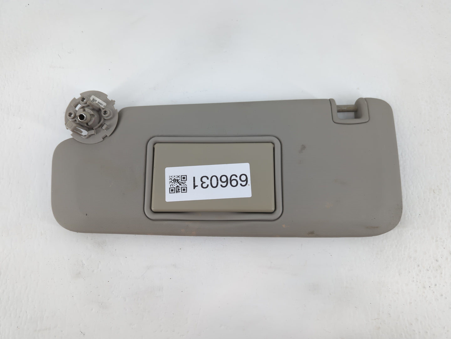 2011-2016 Chevrolet Cruze Sun Visor Shade Replacement Driver Left Mirror Fits Fits 2011 2012 2013 2014 2015 2016 OEM Used Au