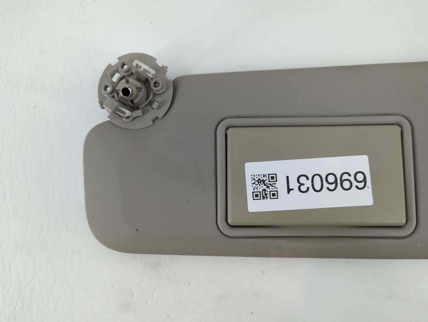 2011-2016 Chevrolet Cruze Sun Visor Shade Replacement Driver Left Mirror Fits Fits 2011 2012 2013 2014 2015 2016 OEM Used Au