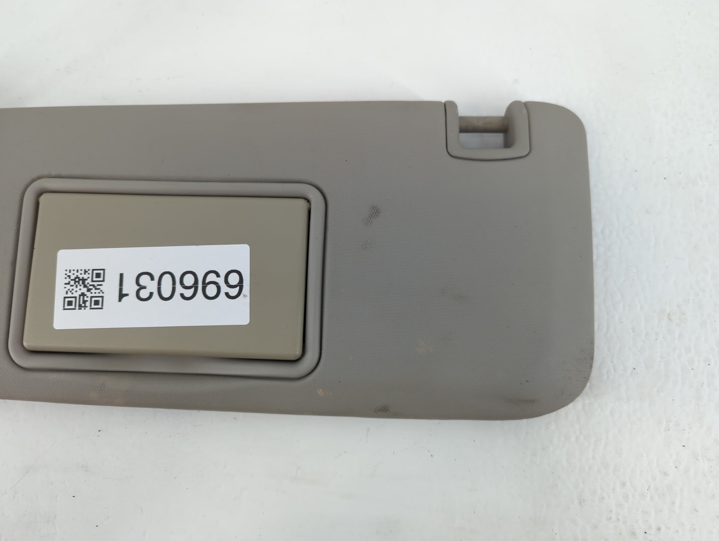 2011-2016 Chevrolet Cruze Sun Visor Shade Replacement Driver Left Mirror Fits Fits 2011 2012 2013 2014 2015 2016 OEM Used Au