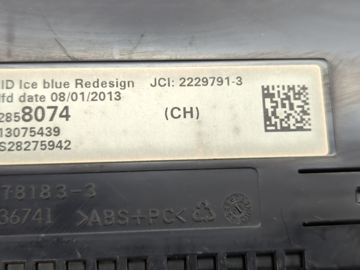 2012-2016 Chevrolet Cruze Information Display Screen - Oemusedautoparts1.com