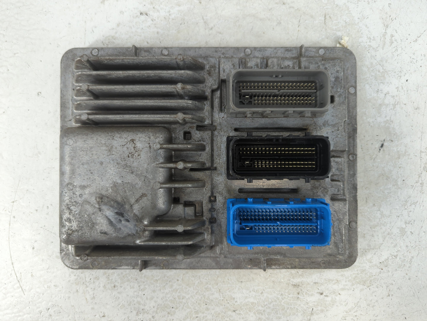 2016 Chevrolet Cruze PCM Engine Control Computer ECU ECM PCU OEM P/N:12676591 Fits OEM Used Auto Parts - Oemusedautoparts1.c