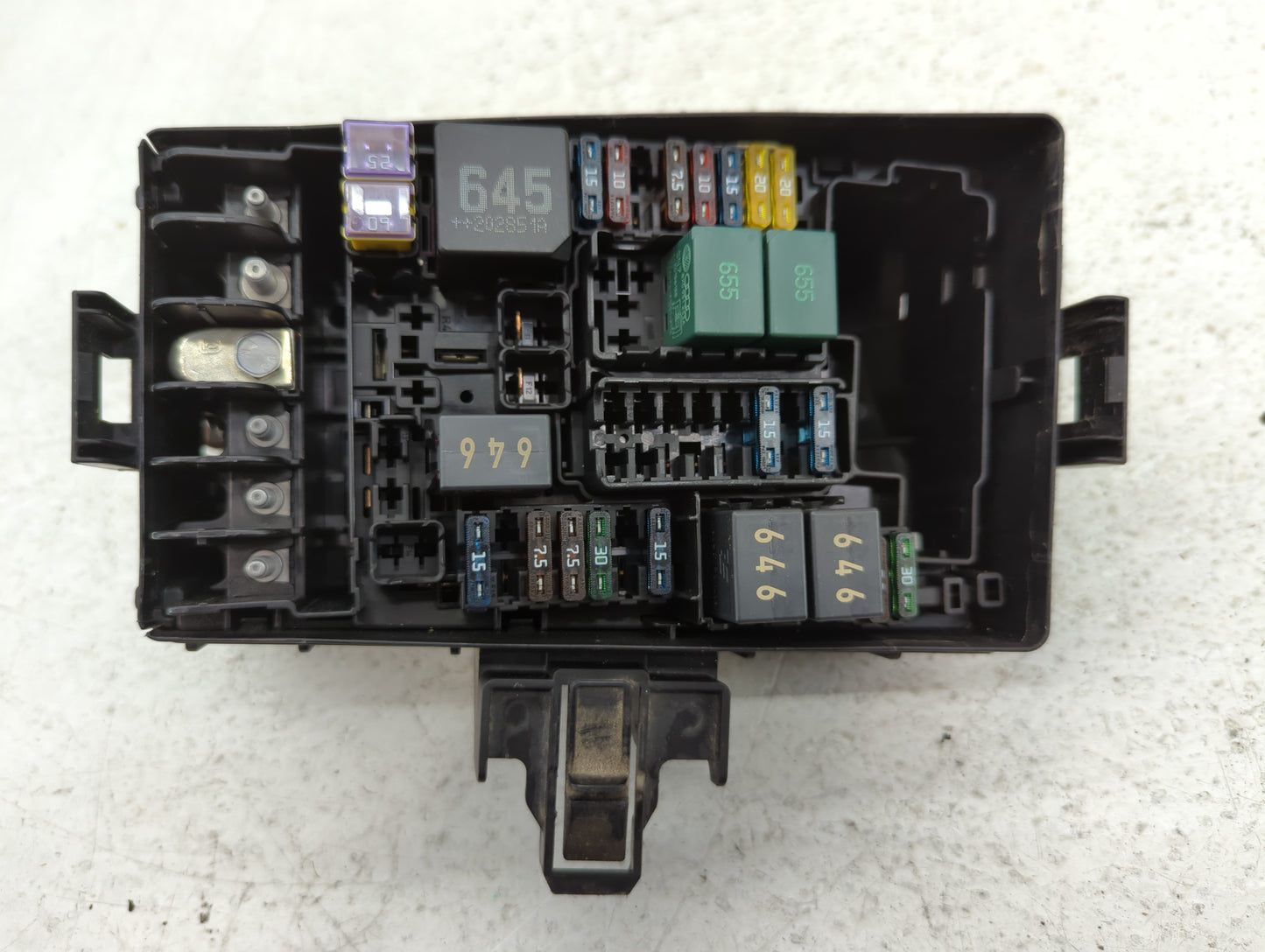 2015-2016 Chevrolet Cruze Fusebox Fuse Box Panel Relay Module P/N:5Q0907361D Fits Fits 2015 2016 OEM Used Auto Parts - Oemus