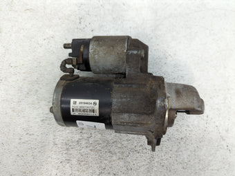 compare product 2011-2016 Chevrolet Cruze Car Starter Motor Solenoid OEM P/N:25194634 55595603 Fits OEM Used Auto Parts