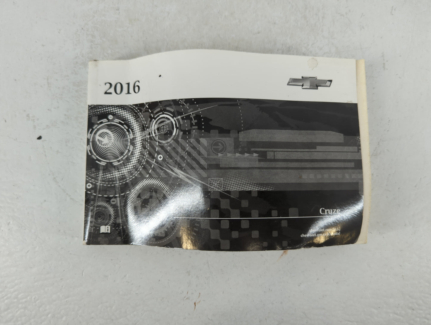 2016 Chevrolet Cruze Owners Manual Book Guide P/N:84147967 B OEM Used Auto Parts - Oemusedautoparts1.com