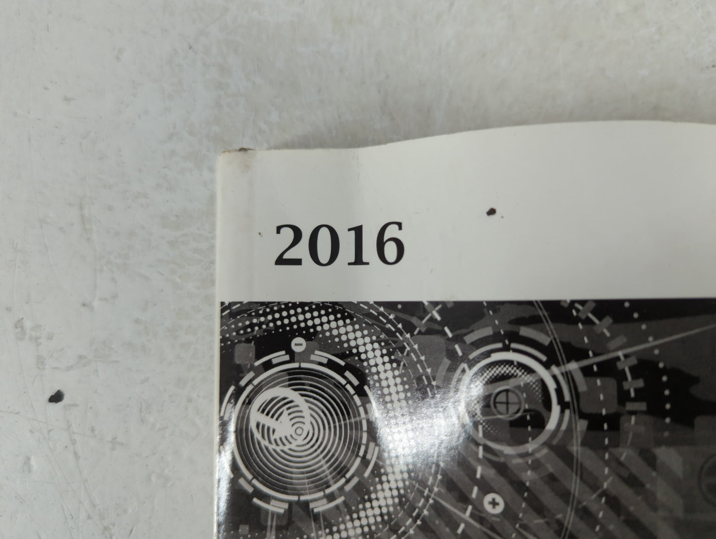2016 Chevrolet Cruze Owners Manual Book Guide P/N:84147967 B OEM Used Auto Parts - Oemusedautoparts1.com