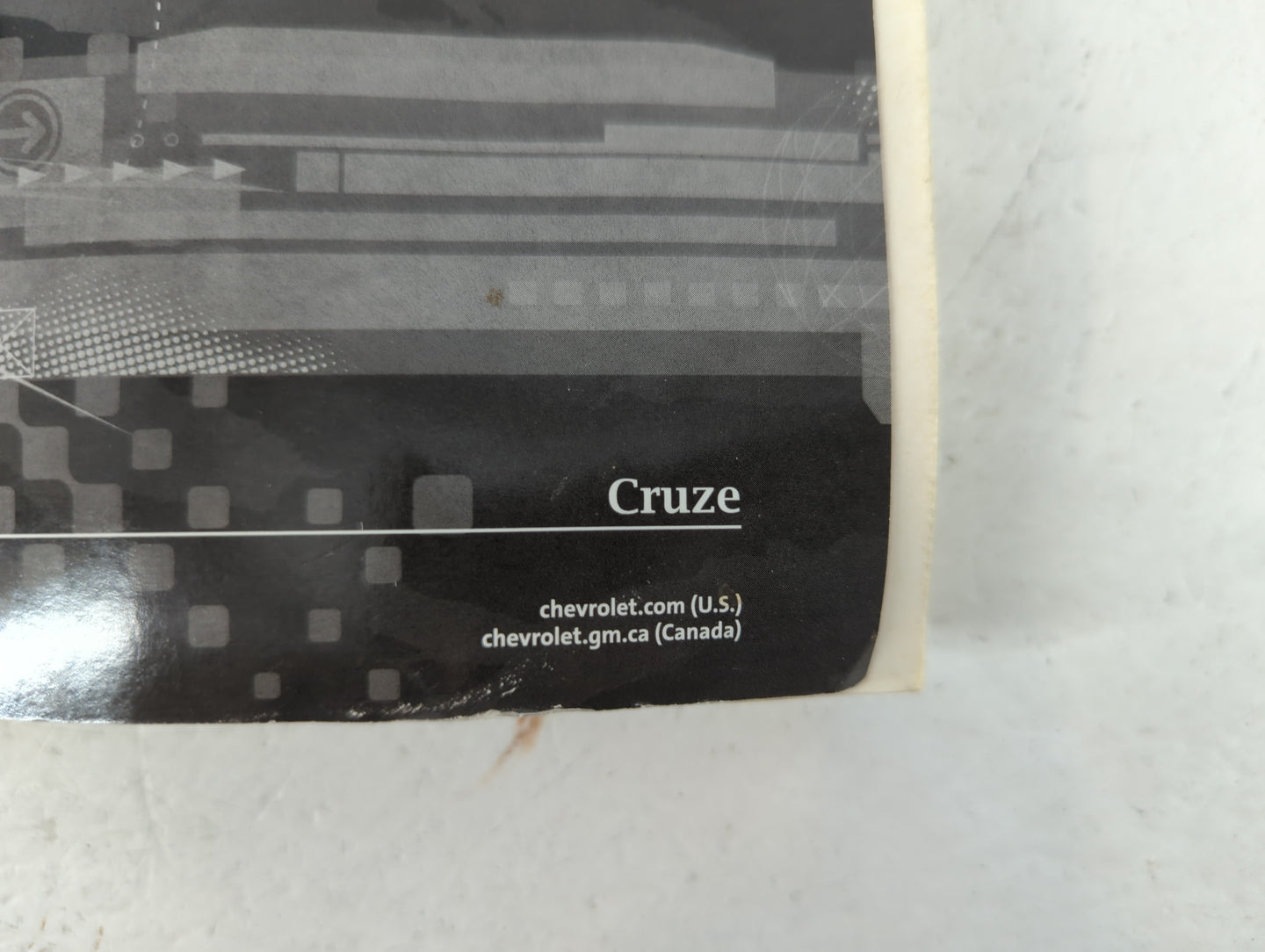 2016 Chevrolet Cruze Owners Manual Book Guide P/N:84147967 B OEM Used Auto Parts - Oemusedautoparts1.com
