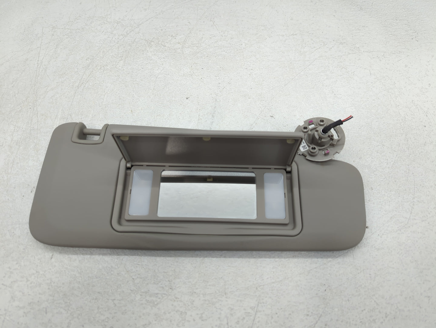 2011-2016 Chevrolet Cruze Sun Visor Shade Replacement Passenger Right Mirror Fits Fits 2011 2012 2013 2014 2015 2016 OEM Use