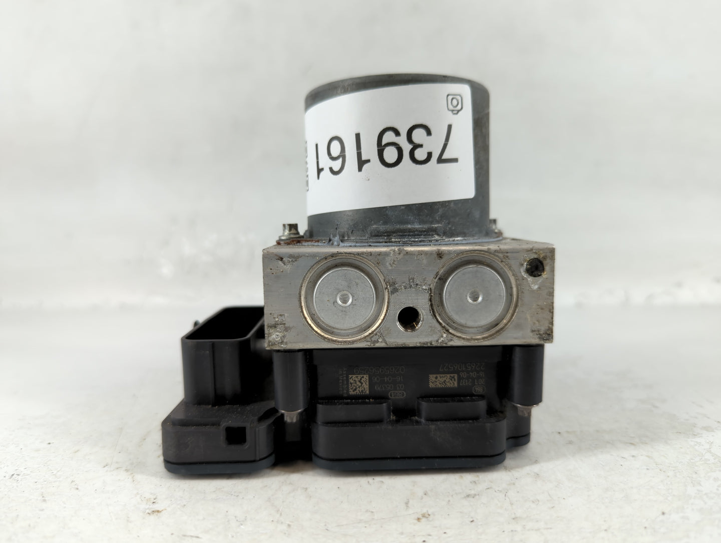 2016 Chevrolet Cruze ABS Pump Control Module Replacement P/N:9399 8413, 065055766 Fits OEM Used Auto Parts - Oemusedautopart