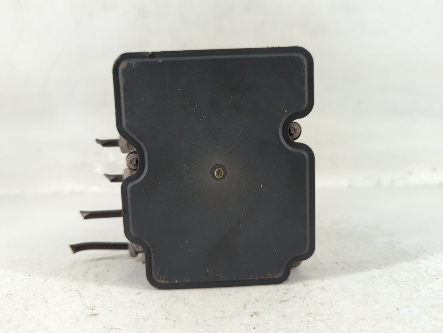 2016 Chevrolet Cruze ABS Pump Control Module Replacement P/N:9399 8413, 065055766 Fits OEM Used Auto Parts - Oemusedautopart
