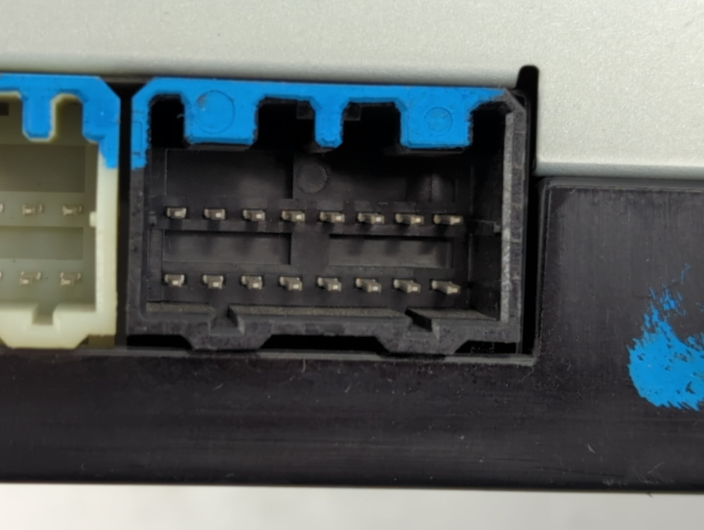 2016-2016 Chevrolet Cruze Chassis Control Module Ccm Bcm Body Control - Oemusedautoparts1.com