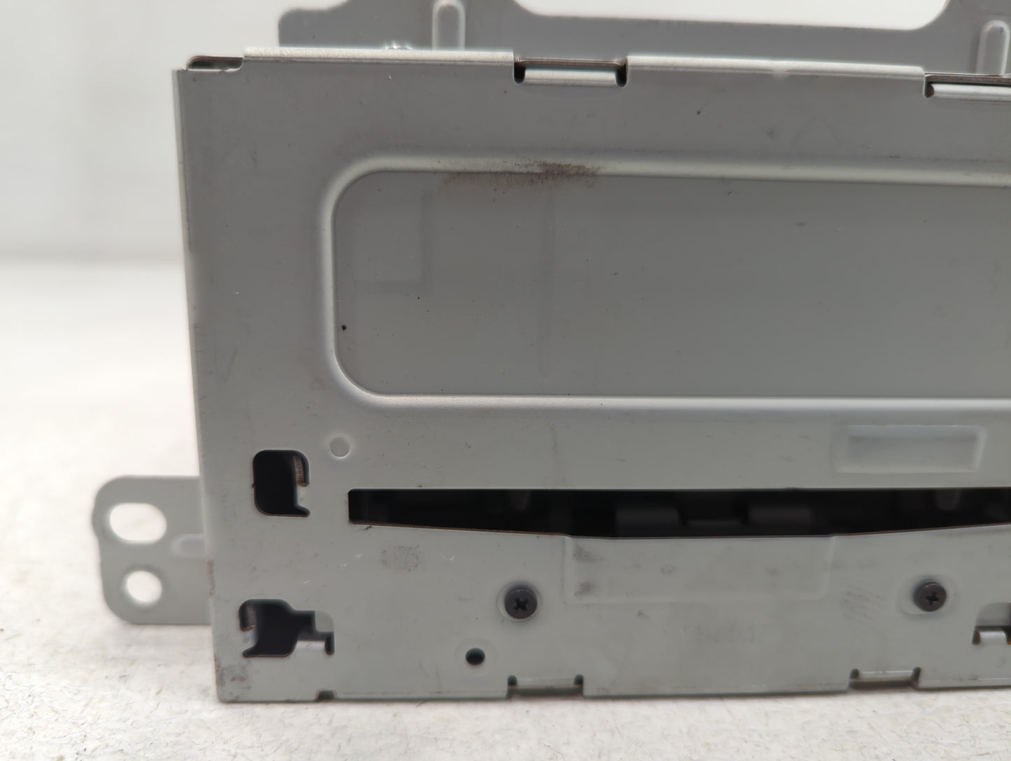 2013-2016 Chevrolet Cruze Radio AM FM Cd Player Receiver Replacement P/N:22976137 Fits Fits 2013 2014 2015 2016 OEM Used Aut