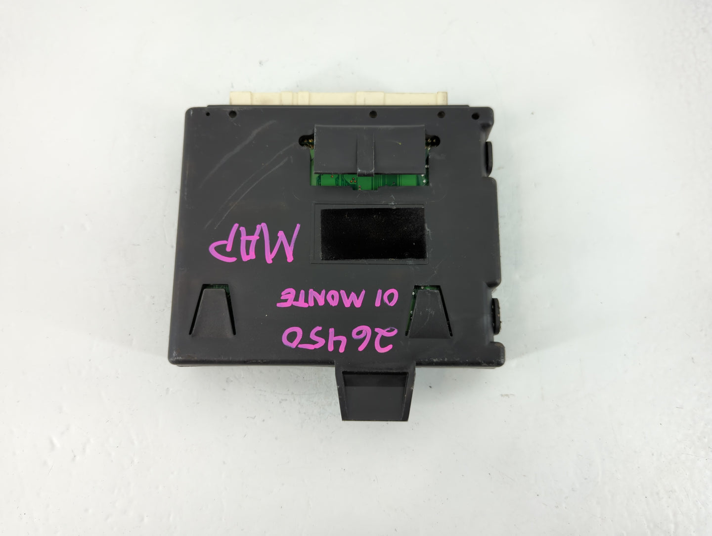 2016-2016 Chevrolet Cruze Chassis Control Module Ccm Bcm Body Control - Oemusedautoparts1.com