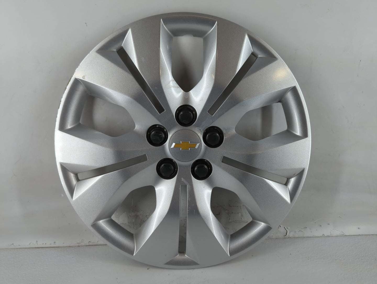 2016-2019 Chevrolet Cruze Driver Front Wheel Hub Oem - Oemusedautoparts1.com