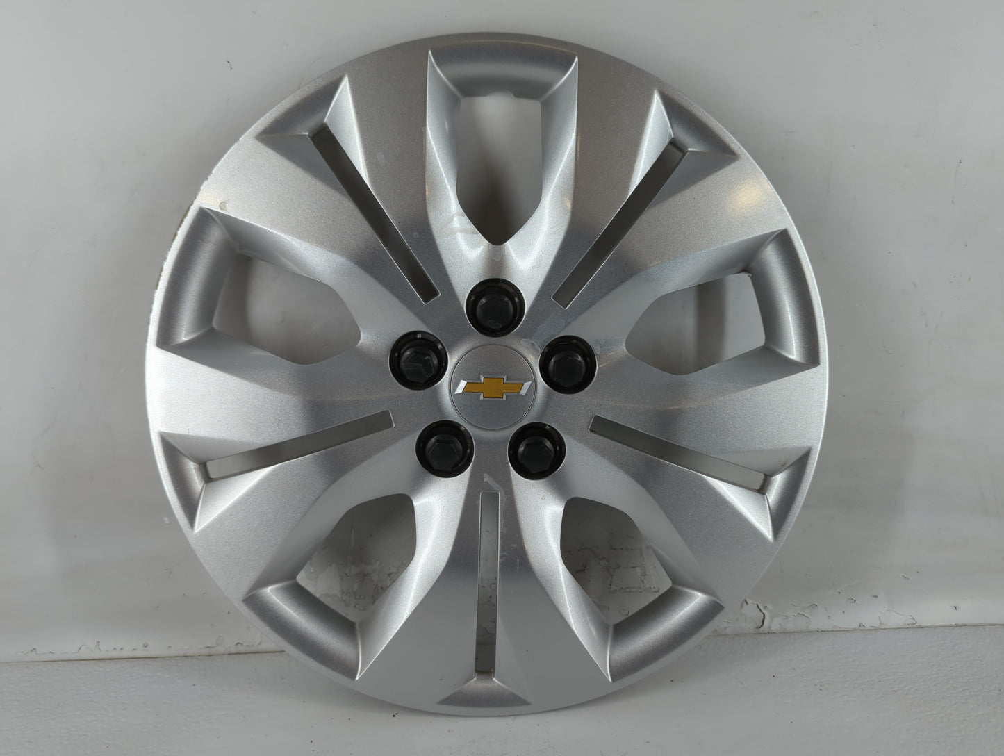 2016-2019 Chevrolet Cruze Driver Front Wheel Hub Oem - Oemusedautoparts1.com
