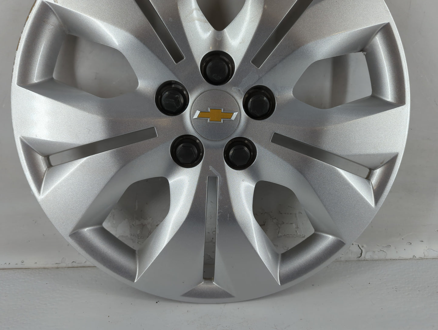 2016-2019 Chevrolet Cruze Driver Front Wheel Hub Oem - Oemusedautoparts1.com