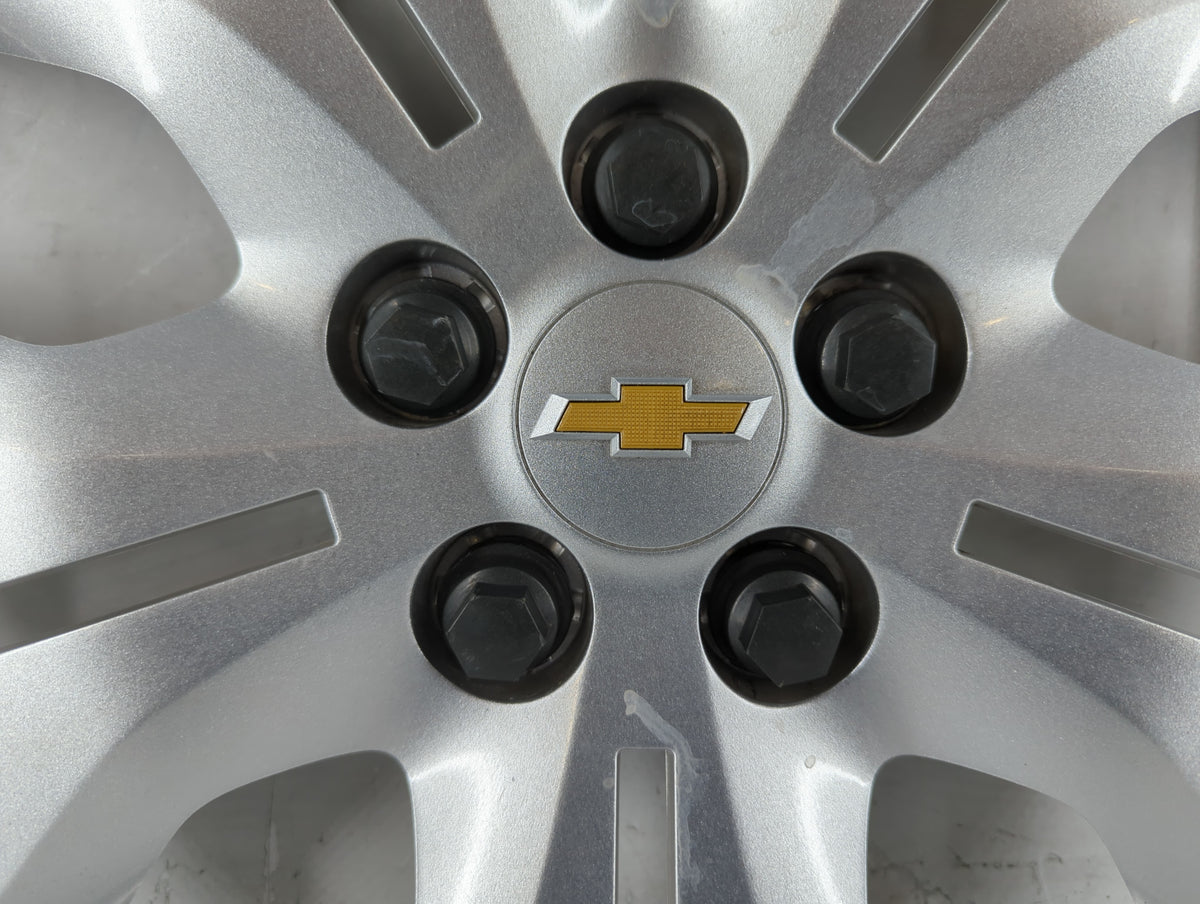 2016-2019 Chevrolet Cruze Driver Front Wheel Hub Oem 778929 - Oemusedautoparts1.com