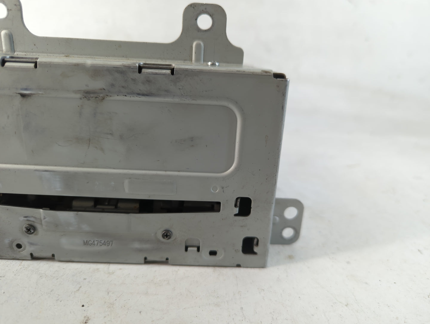 2013-2016 Chevrolet Cruze Radio AM FM Cd Player Receiver Replacement P/N:22976137 Fits Fits 2013 2014 2015 2016 OEM Used Aut
