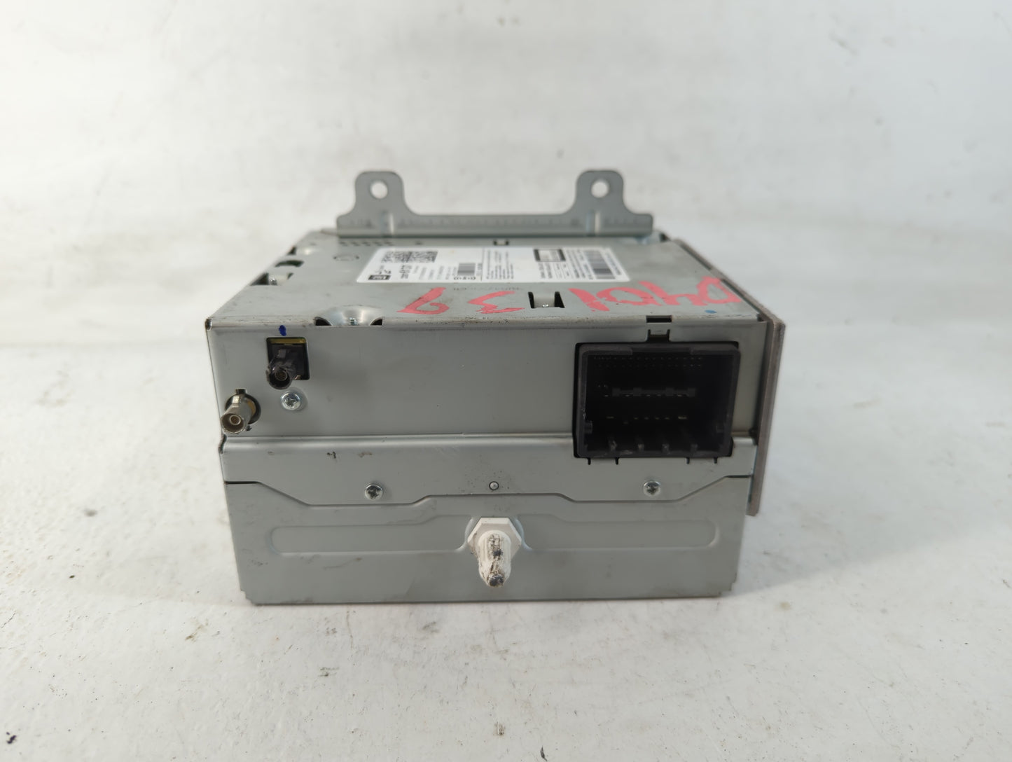 2013-2016 Chevrolet Cruze Radio AM FM Cd Player Receiver Replacement P/N:22976137 Fits Fits 2013 2014 2015 2016 OEM Used Aut
