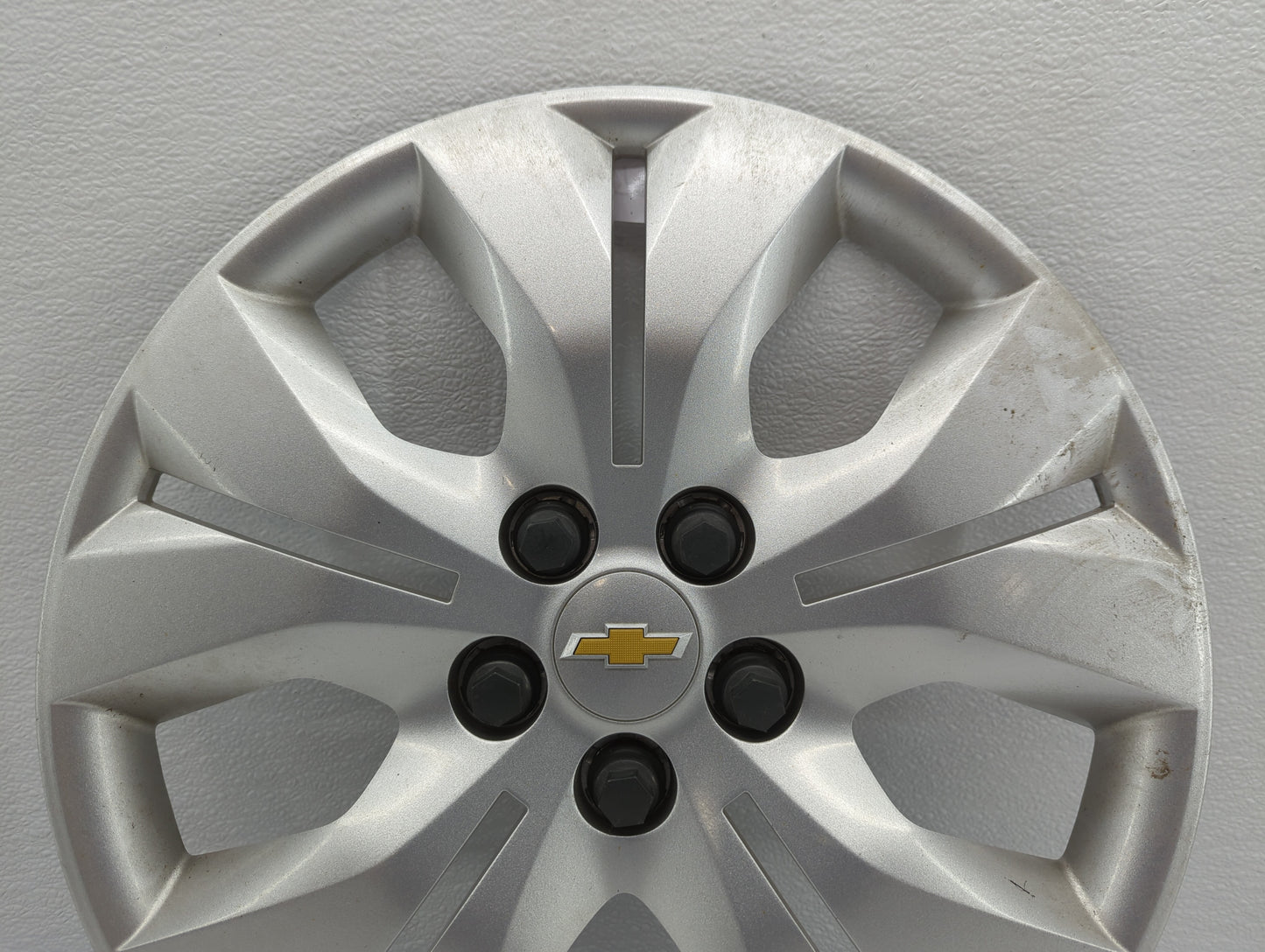 2011-2016 Chevrolet Cruze Driver Front Wheel Hub Oem - Oemusedautoparts1.com