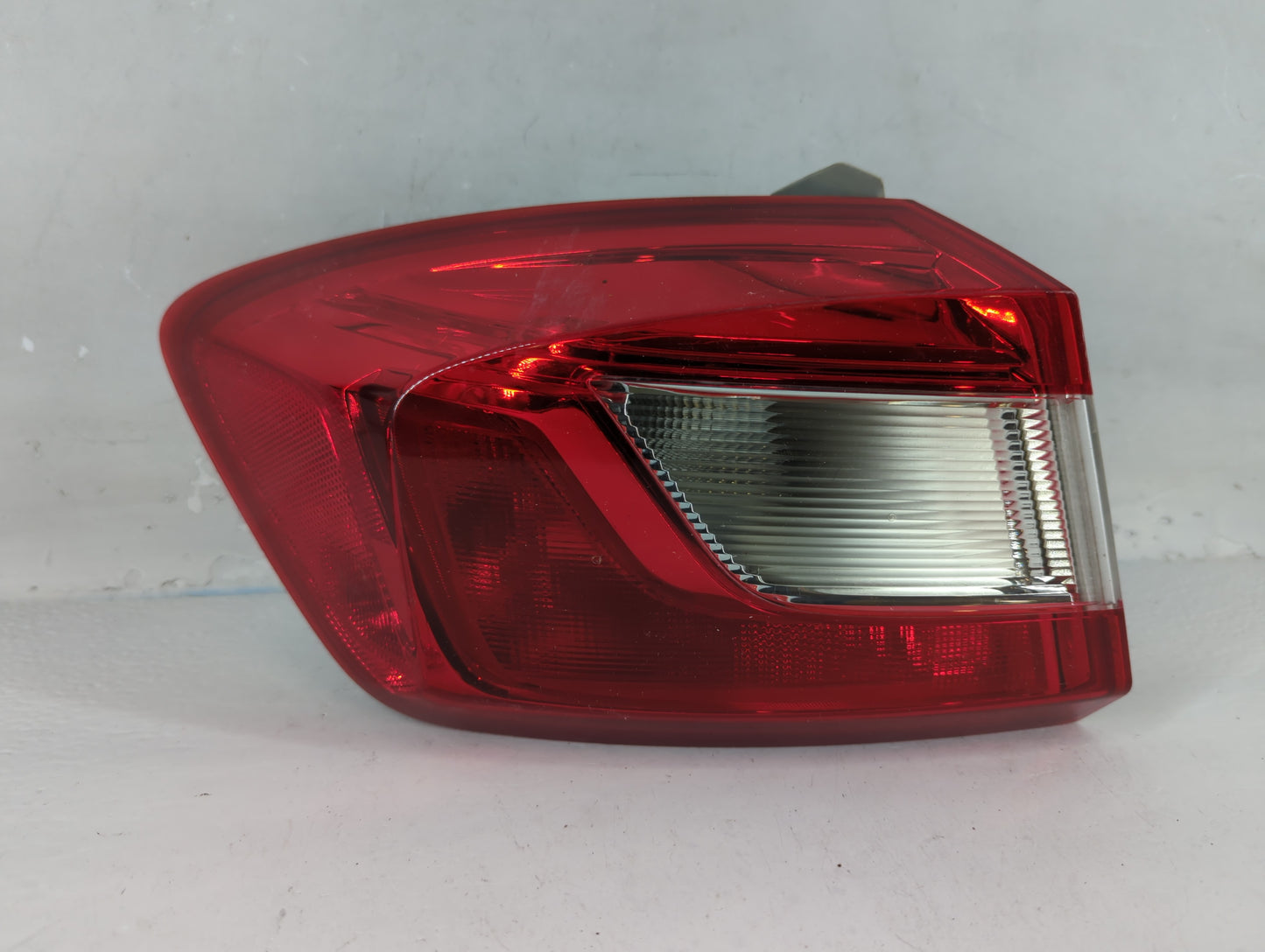2016 Chevrolet Cruze Tail Light Assembly Driver Left OEM P/N:84078120 Fits OEM Used Auto Parts - Oemusedautoparts1.com