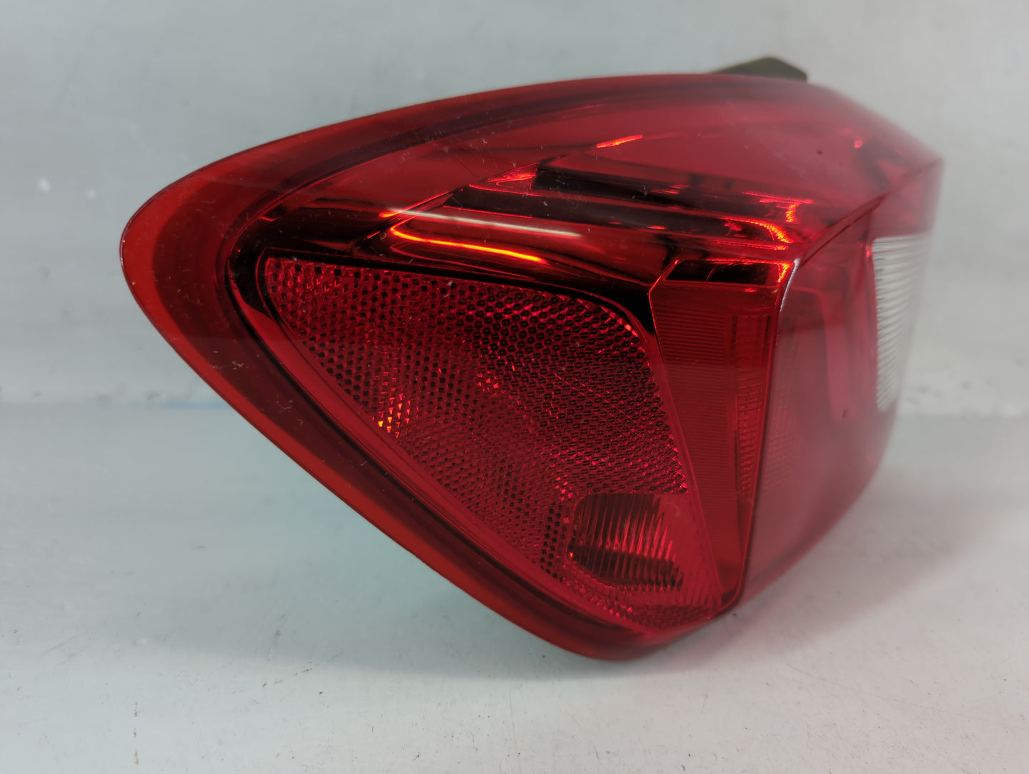 2016 Chevrolet Cruze Tail Light Assembly Driver Left OEM P/N:84078120 Fits OEM Used Auto Parts - Oemusedautoparts1.com