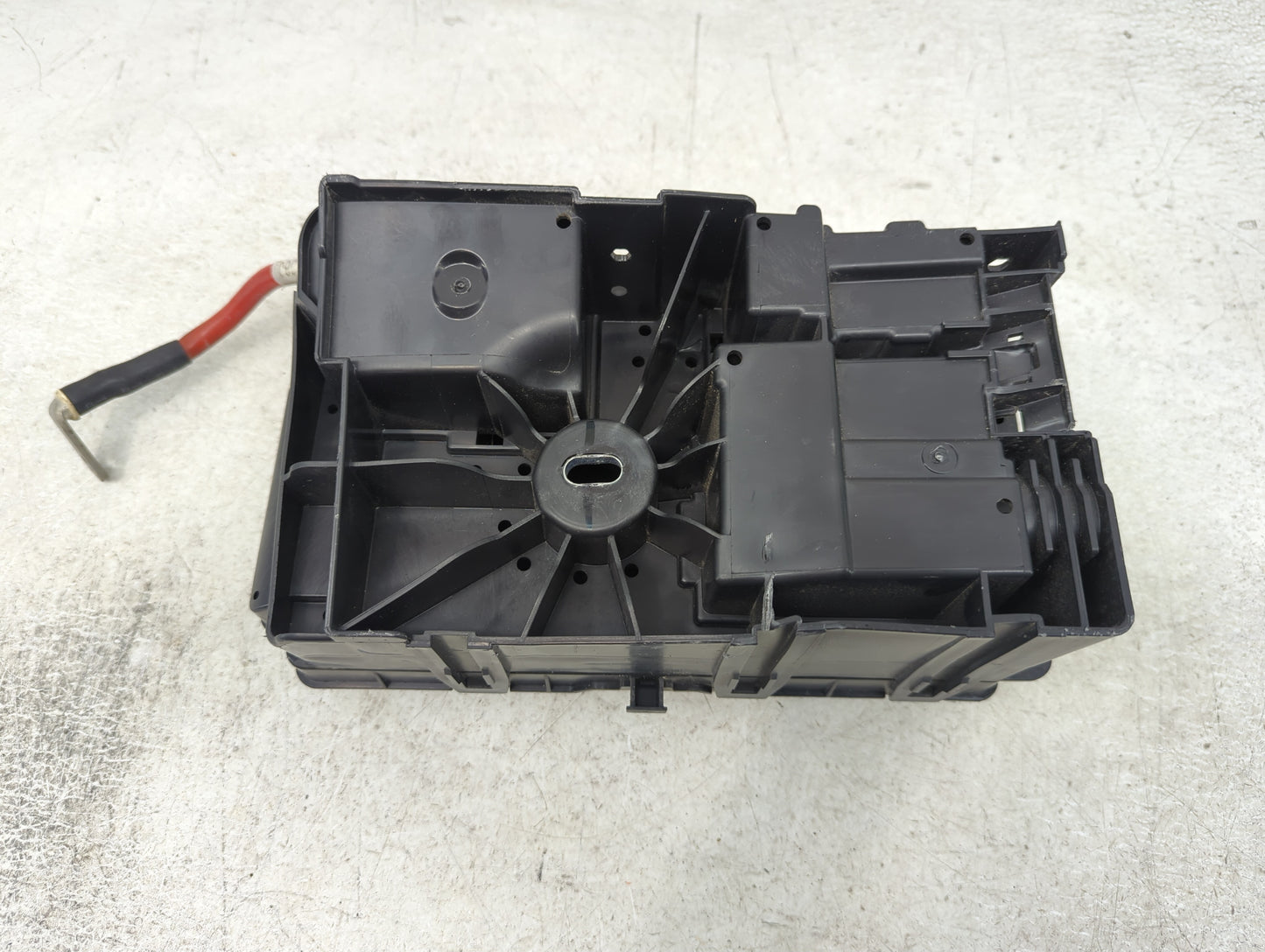 2015-2016 Chevrolet Cruze Fusebox Fuse Box Panel Relay Module Fits Fits 2015 2016 OEM Used Auto Parts - Oemusedautoparts1.co