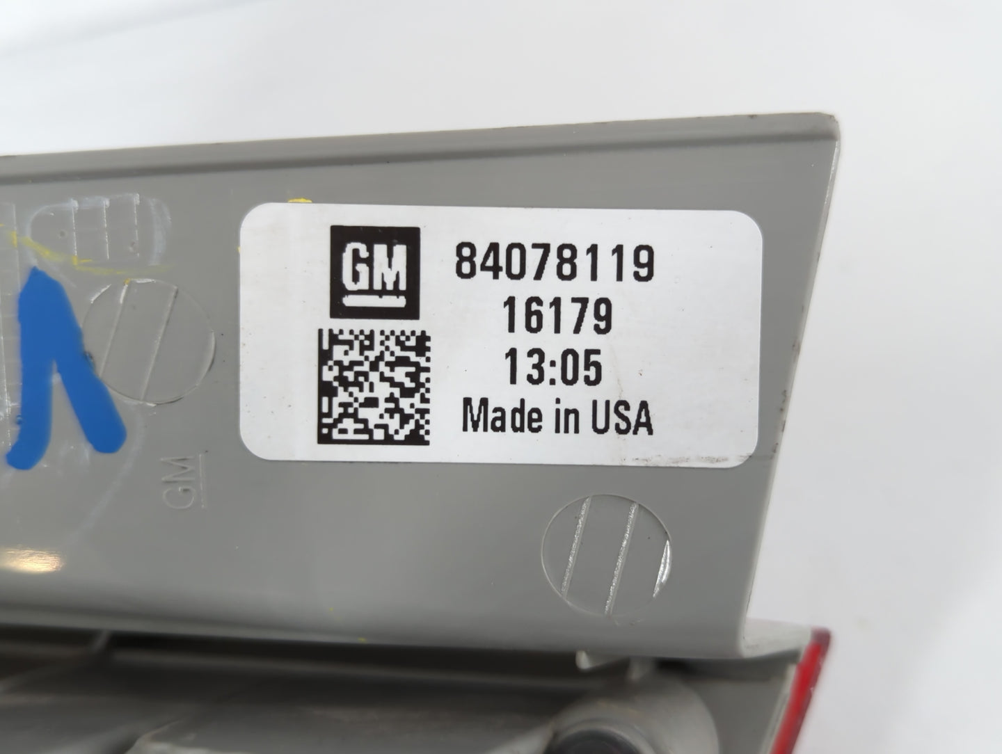 2016 Chevrolet Cruze Tail Light Assembly Passenger Right OEM P/N:84078119 Fits OEM Used Auto Parts - Oemusedautoparts1.com