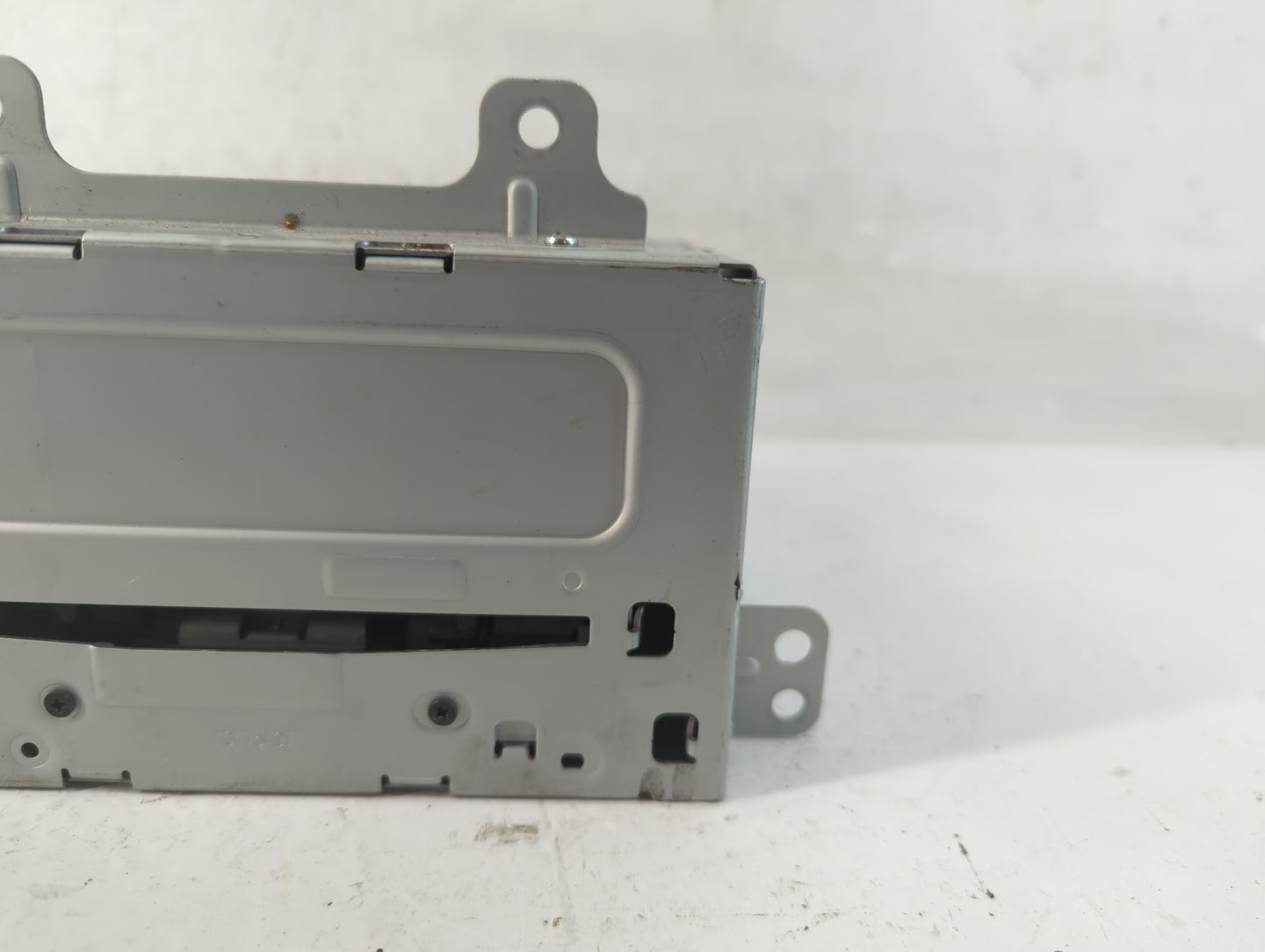 2013-2016 Chevrolet Cruze Radio AM FM Cd Player Receiver Replacement P/N:22976137 Fits Fits 2013 2014 2015 2016 OEM Used Aut