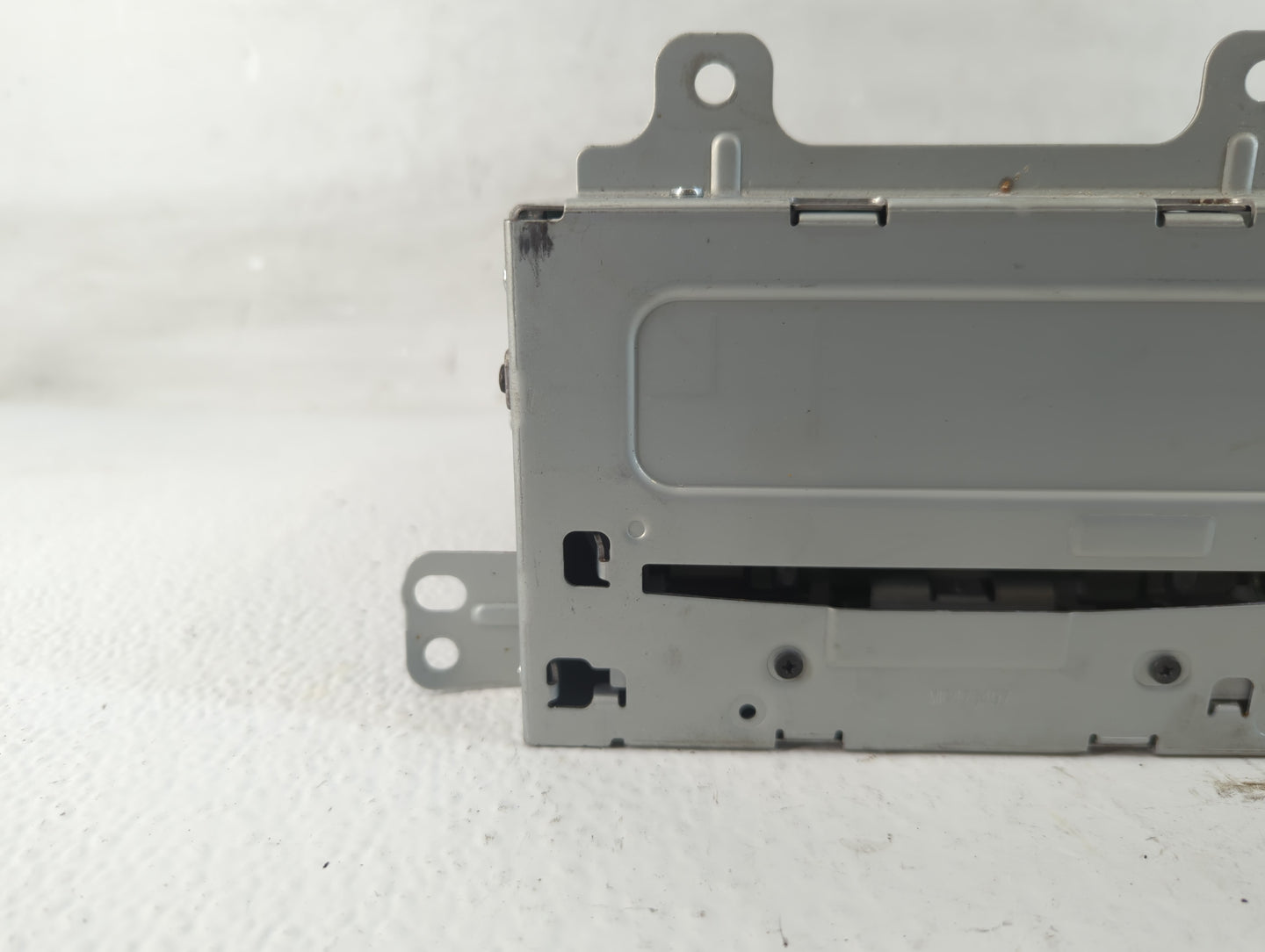 2013-2016 Chevrolet Cruze Radio AM FM Cd Player Receiver Replacement P/N:22976137 Fits Fits 2013 2014 2015 2016 OEM Used Aut
