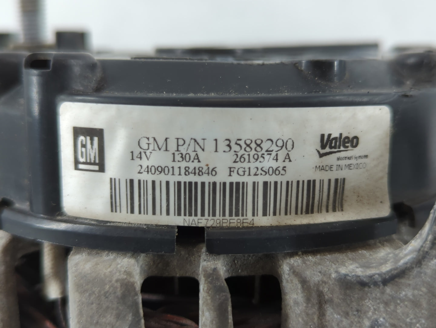 2012-2016 Chevrolet Cruze Alternator Replacement Generator Charging Assembly Engine OEM P/N:13588290 Fits OEM Used Auto Part