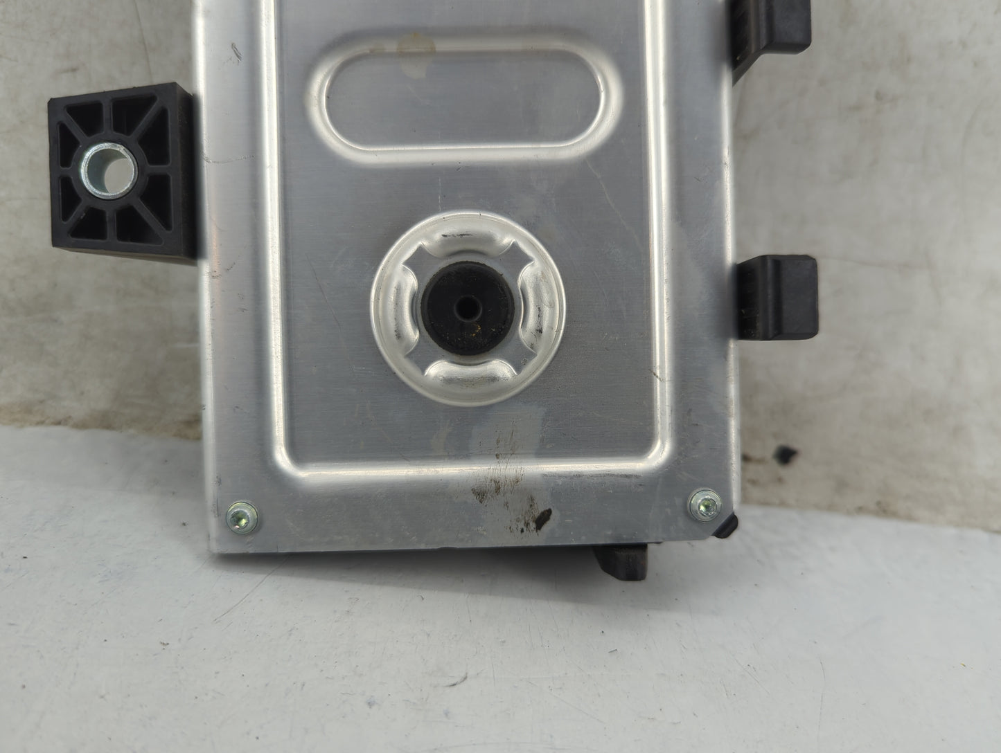 2016-2016 Chevrolet Cruze Suspension Control Module - Oemusedautoparts1.com