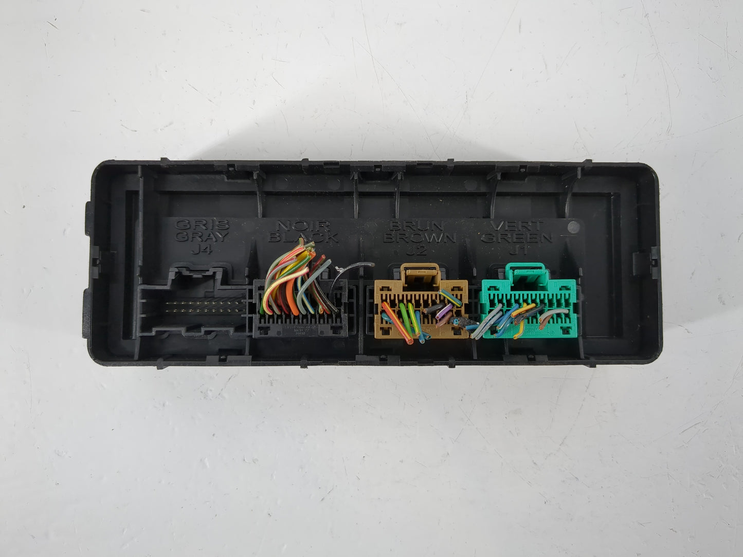 Chevrolet Cruze Communication Control Module P13596694 - Oemusedautoparts1.com
