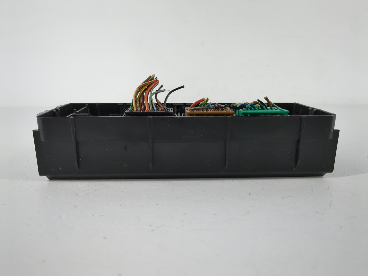Chevrolet Cruze Communication Control Module P13596694 - Oemusedautoparts1.com