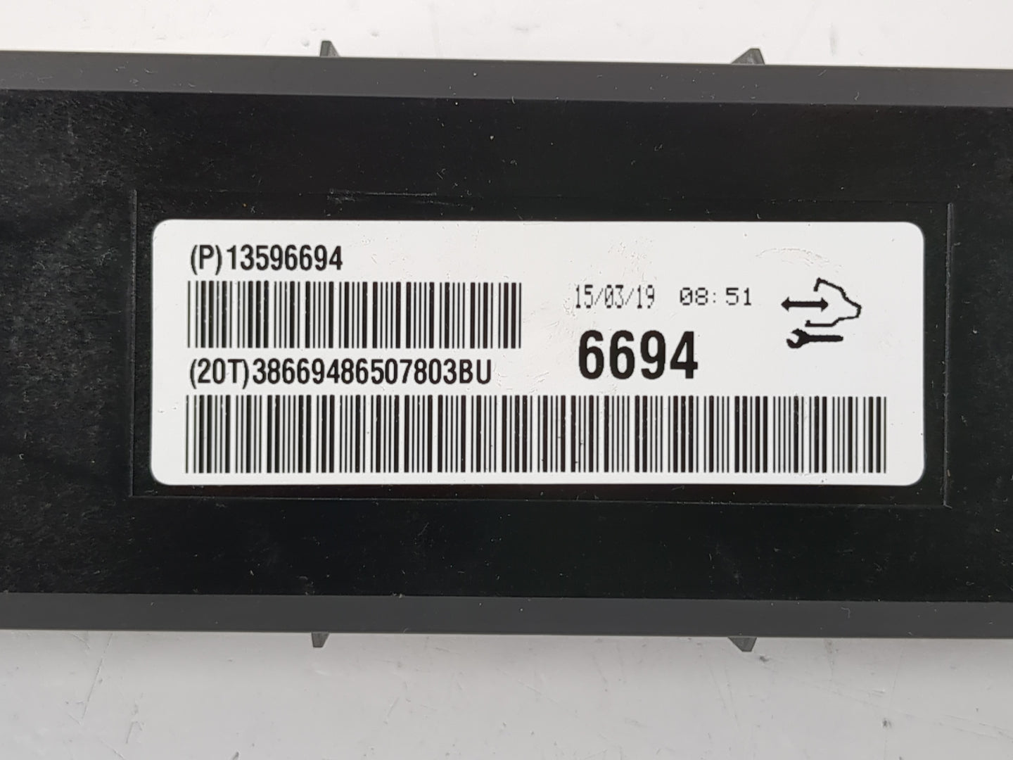 Chevrolet Cruze Communication Control Module P13596694 - Oemusedautoparts1.com