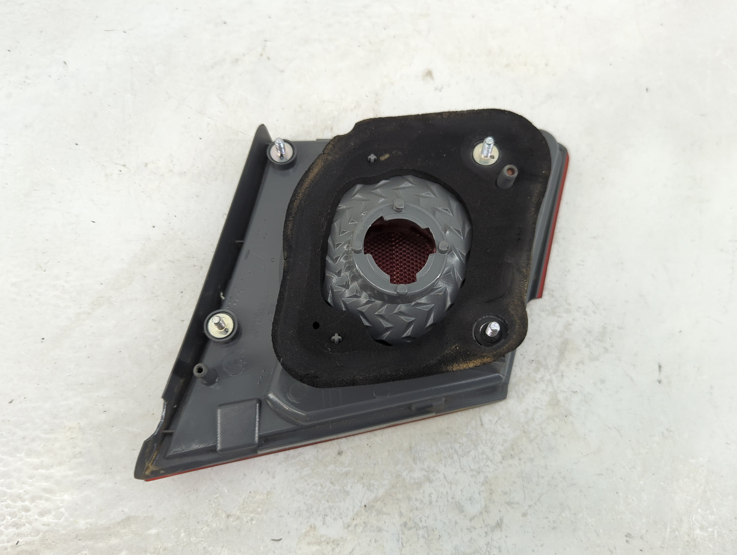 2011 Chevrolet Cruze Passenger Right Side Deck Lid Mounted Tail Light - Oemusedautoparts1.com