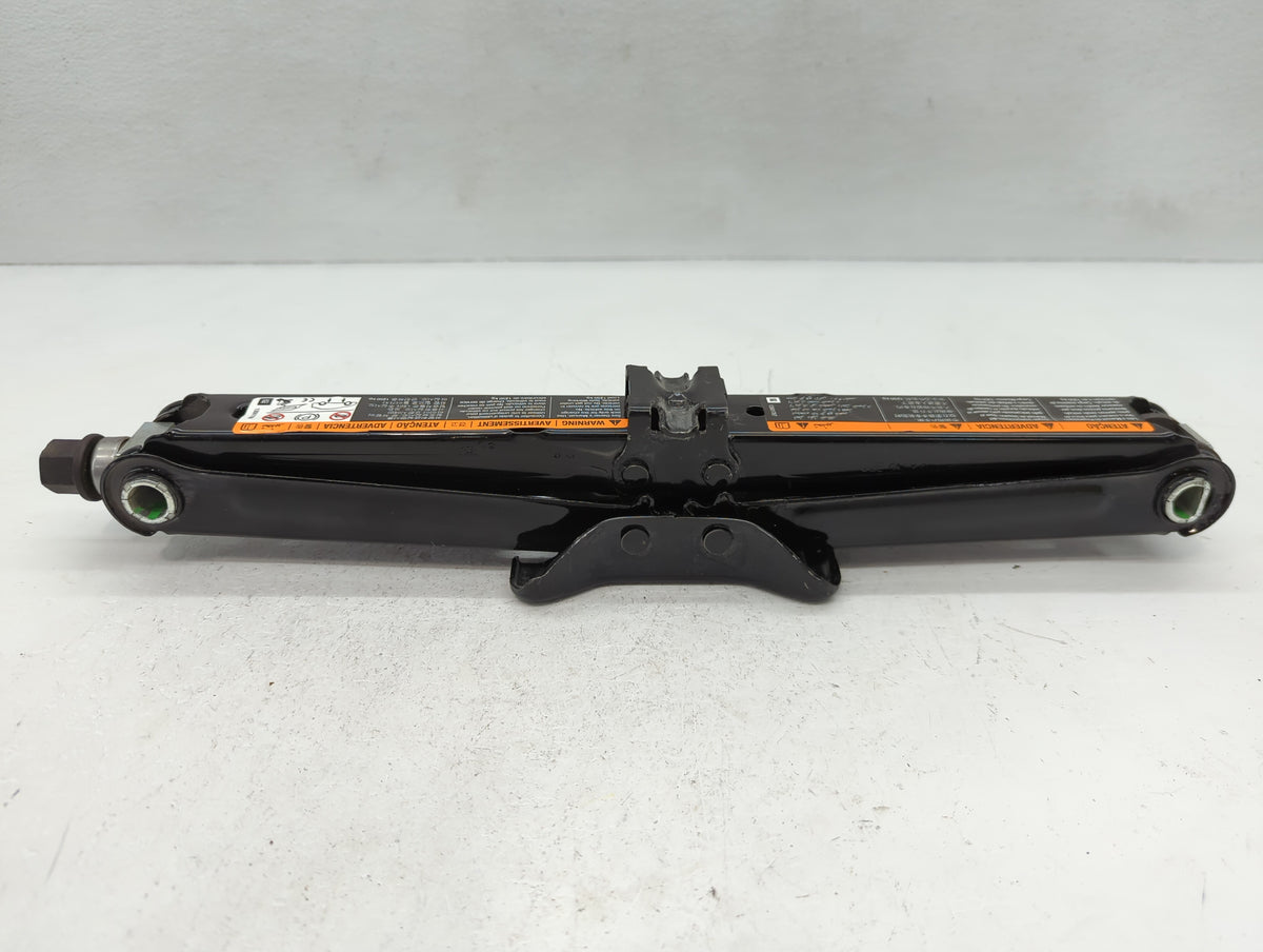 2016 Chevrolet Cruze Limited Spare Scissor Car Jack 1112475 - Oemusedautoparts1.com