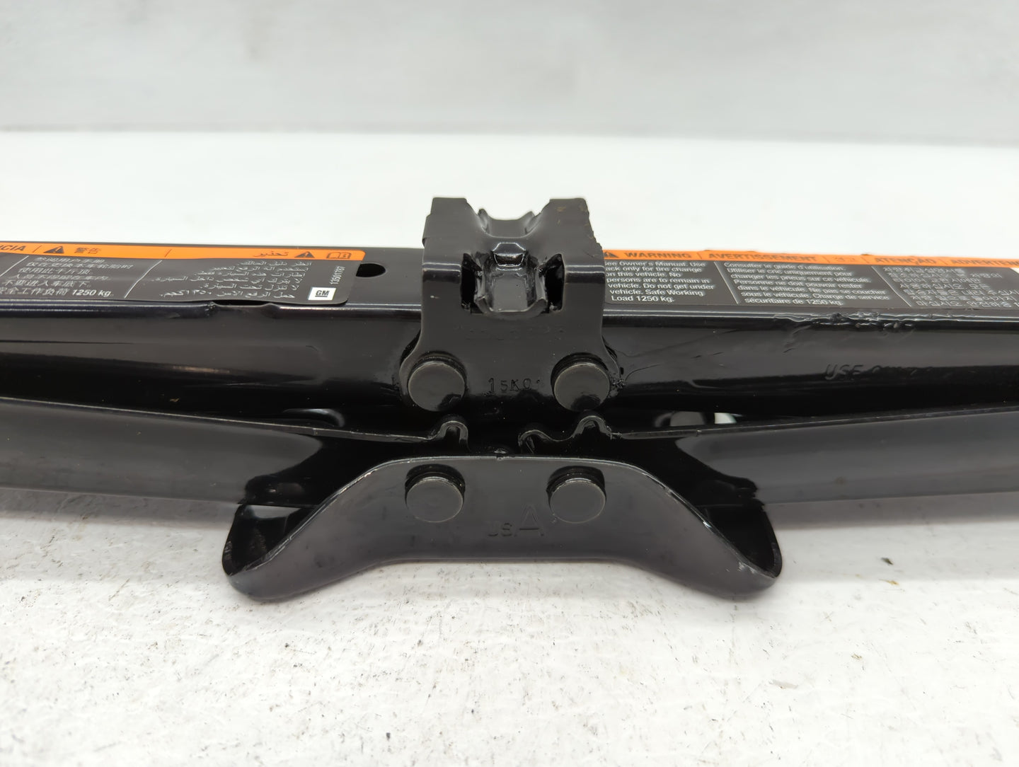 2016 Chevrolet Cruze Limited Spare Scissor Car Jack 1112478 - Oemusedautoparts1.com