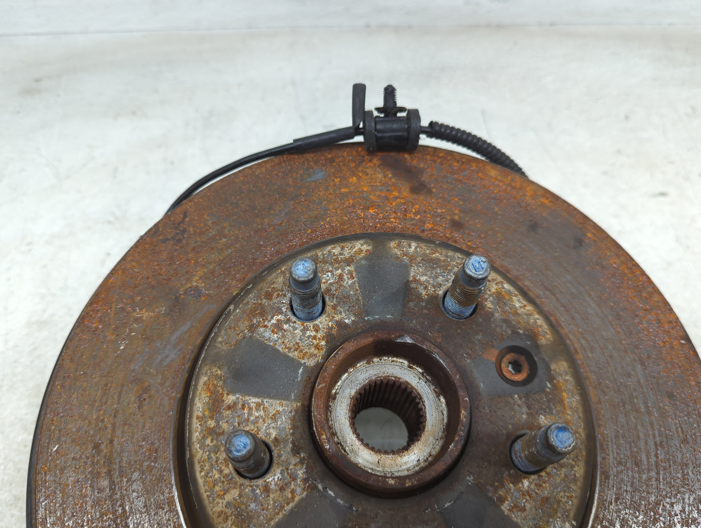 Chevrolet Cruze Limited Passenger Front Spindle Knuckle Oem 1185870 - Oemusedautoparts1.com