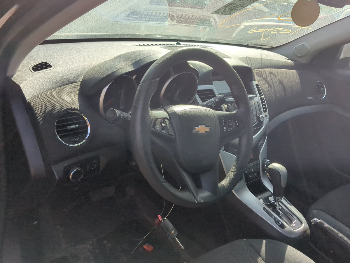 Chevrolet Cruze Limited Air Bag Driver Left Steering Wheel Mounted - Oemusedautoparts1.com