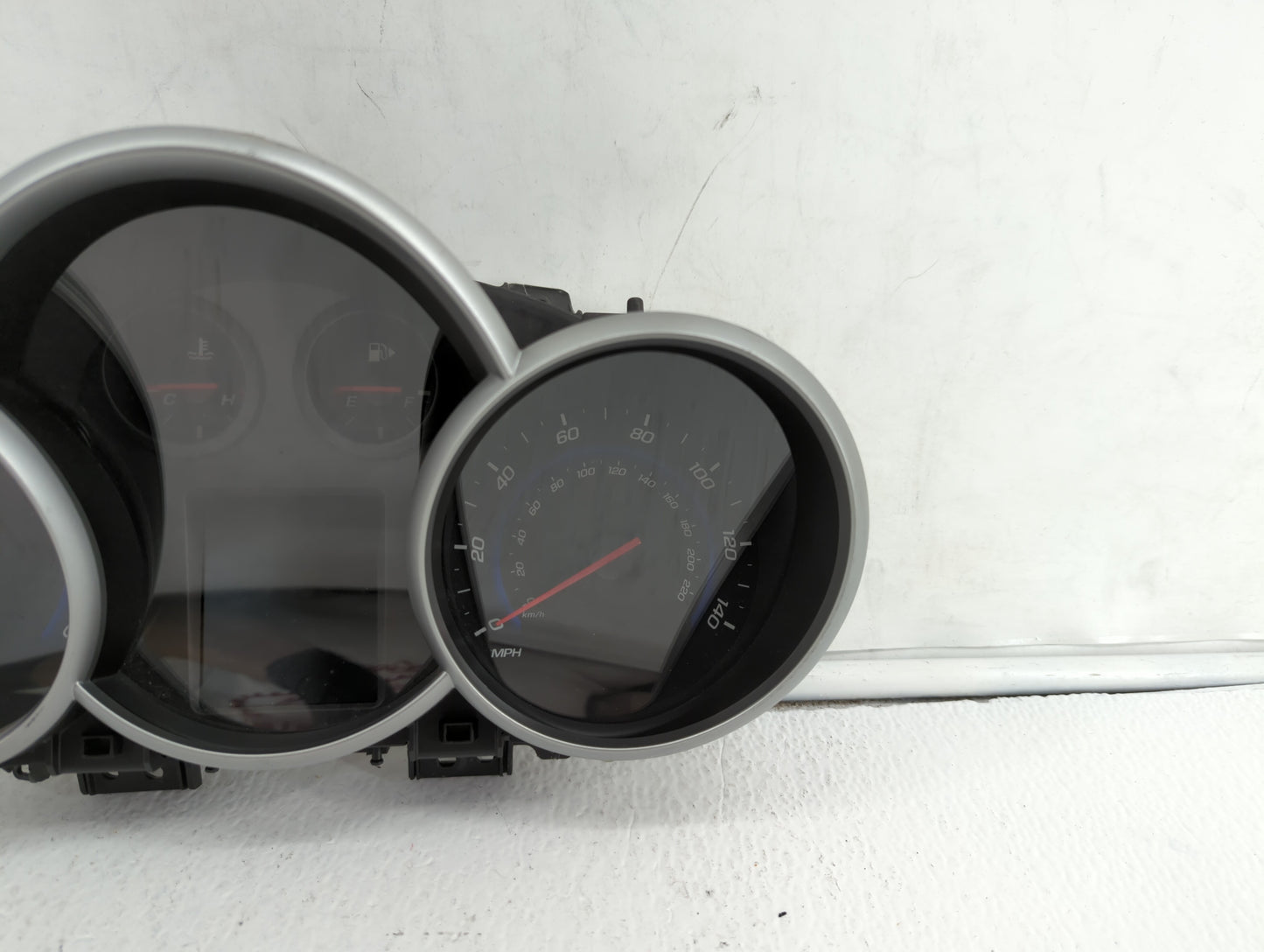2016 Chevrolet Cruze Limited Instrument Cluster Speedometer Gauges P/N:811511914 94560794, 42362675, 42362673 Fits Fits 2015